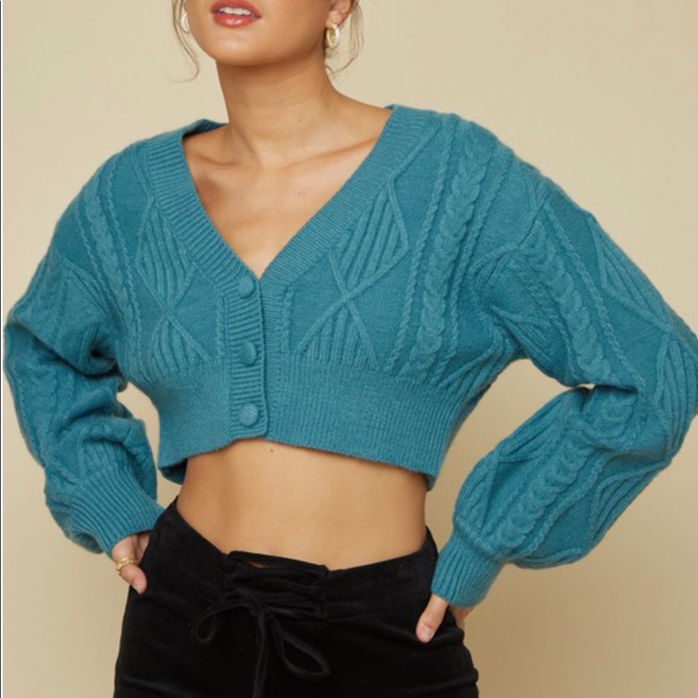 Crop sweater